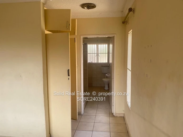 A Residential House For Sale In Mainway Meadows